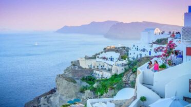 Here’s How Fast and Far a Sneeze Can Carry Contagious Germs