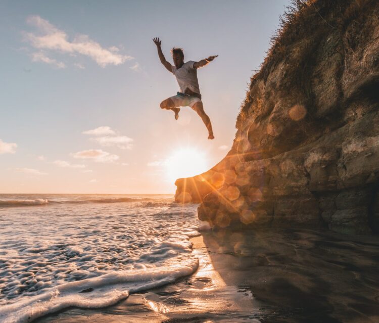 Stylish Shower Shoes For the Gym, the Dorm and Beyond