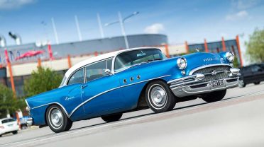 Toyota Sienna rates marginal in passenger-side overlap crash test