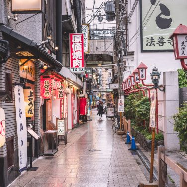 6 Simple Tips to Help Vegetarian or Vegan Travelers Eat Well, Anywhere