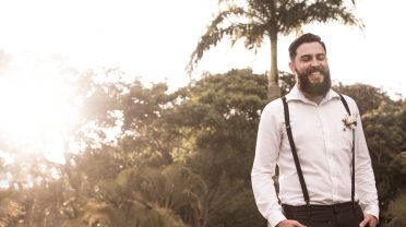 The man who make millions dollars from travelling